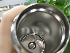 What phenomena or symptoms on the inner wall of stainless steel insulated cups do not affect the use of insulated cups