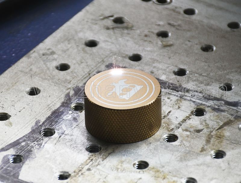 What Are the Application Differences of Laser Engraving Technology in Surface Pattern Engraving of Cups? (Fiber Laser Engraving Machine)  